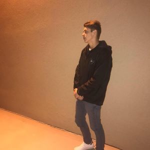 Meet your Posher, Christopher